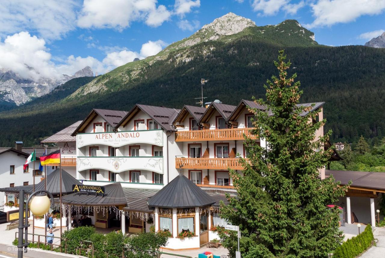 Hotel Alpen Andalo Esterno foto