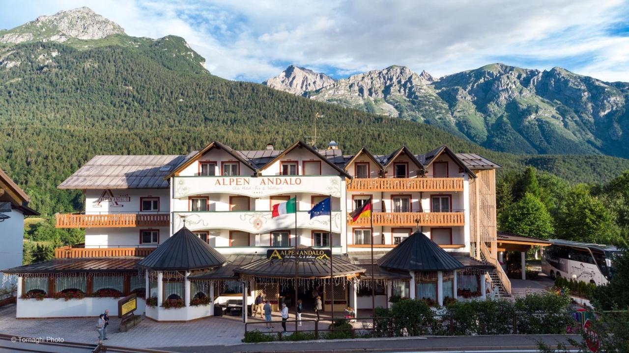 Hotel Alpen Andalo Esterno foto