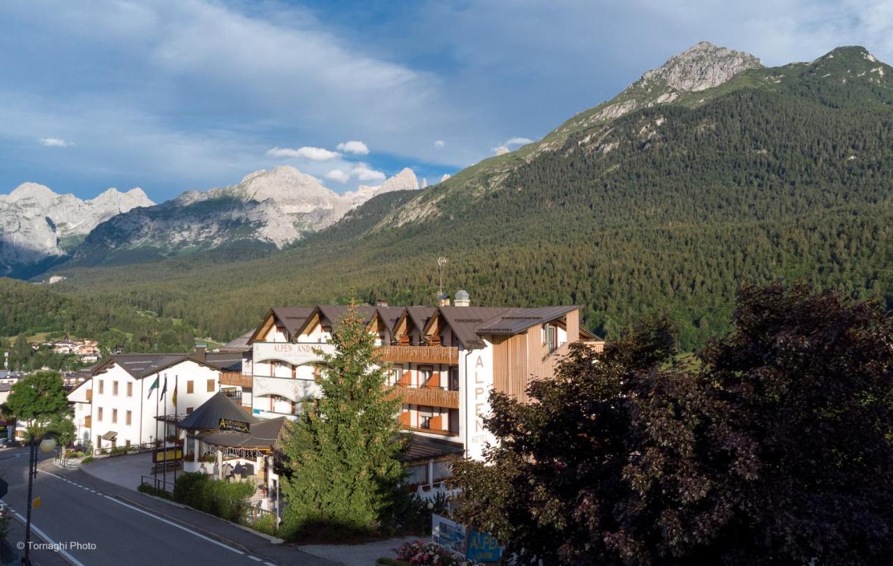 Hotel Alpen Andalo Esterno foto